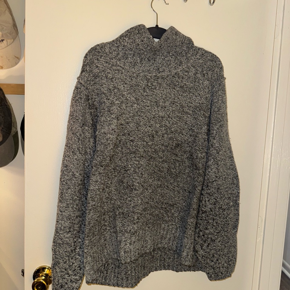 Universal Thread Charcoal Turtleneck Oversized Sw… - image 5